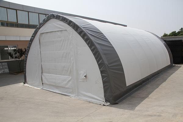 Toldo protector para refugiados