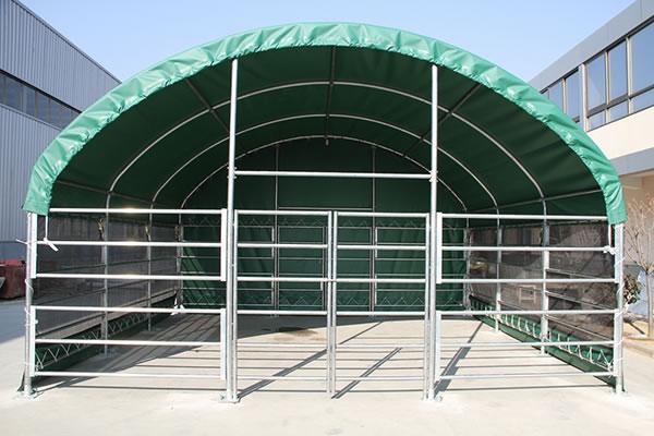Carpa para almacenamiento de paja y ganado